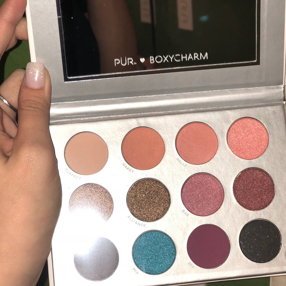 PUR eyeshadow palette PUR x BOXYCHARM